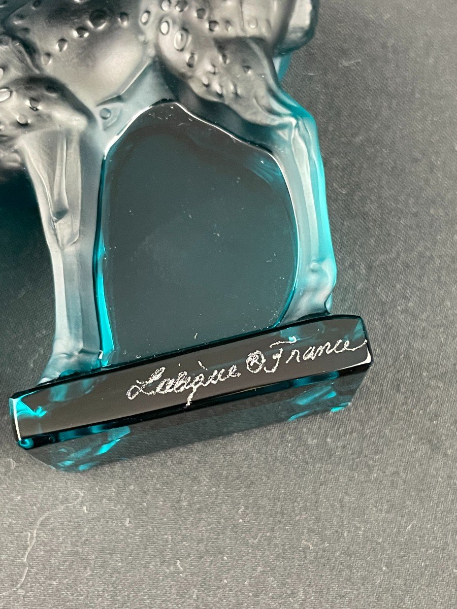 Daim En Cristal Bleu Par Lalique France-photo-3