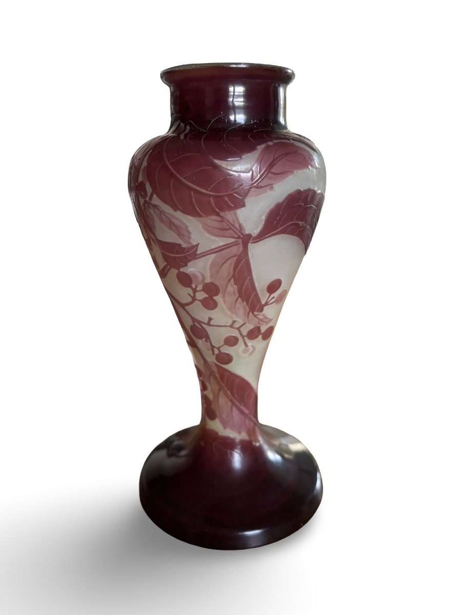 Vase Balustre Signé Gallé à Décor De Vigne Vierge Blanc Et Violet En Pâte De Verre-photo-1