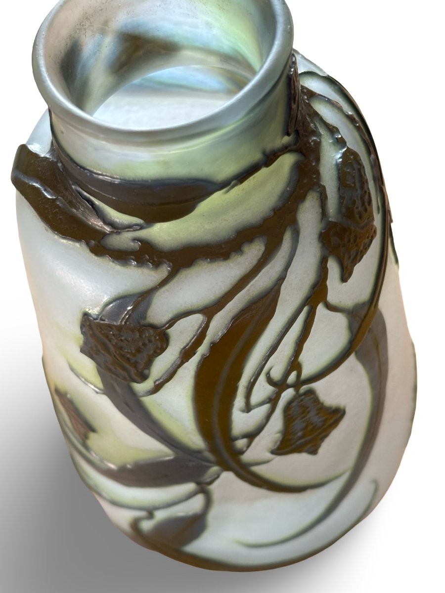 Gallé Vase, “eucalyptus” Model, In White And Green Acid-erased Glass Paste-photo-8