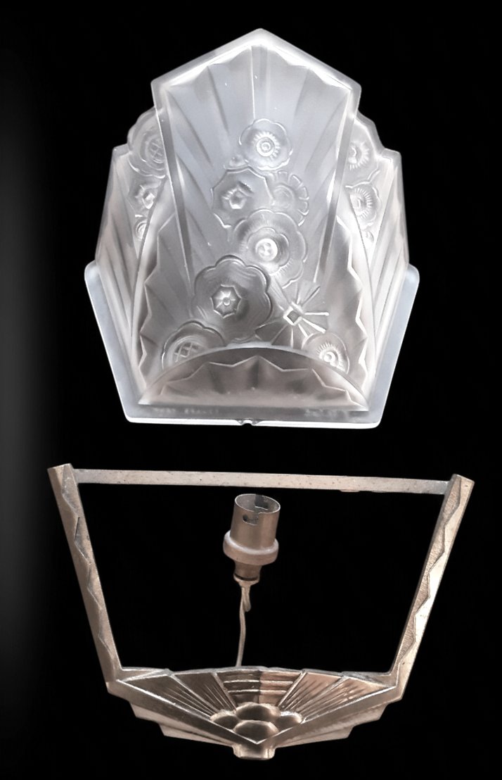 Art Deco 1930 Paire d’appliques signées verre metal lampes murales art déco luminaire verrerie -photo-1