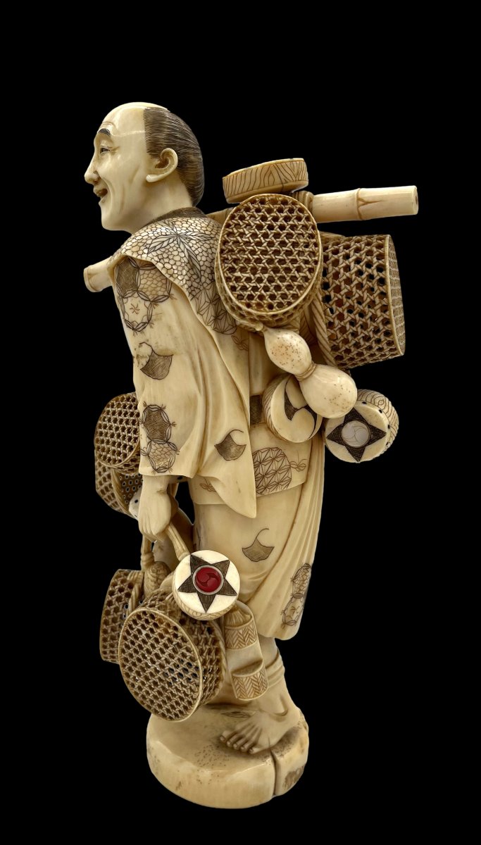 Okimono Basket Seller-photo-2