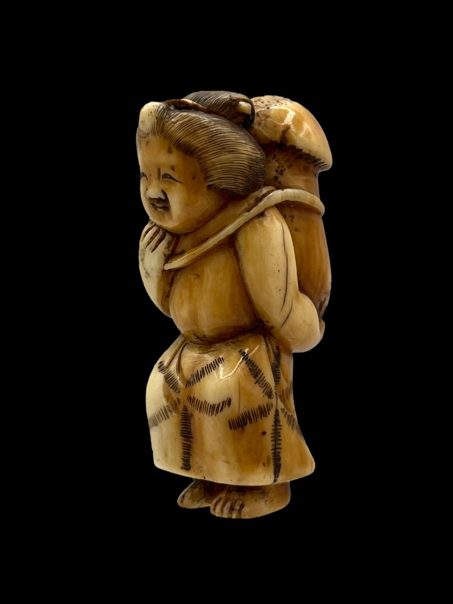 Netsuke paysanne - époque Meiji 
