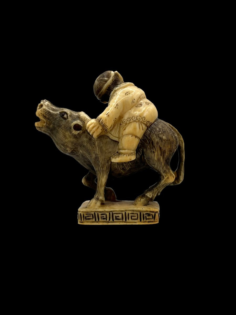 Buffalo Netsuke - Meiji Period-photo-4