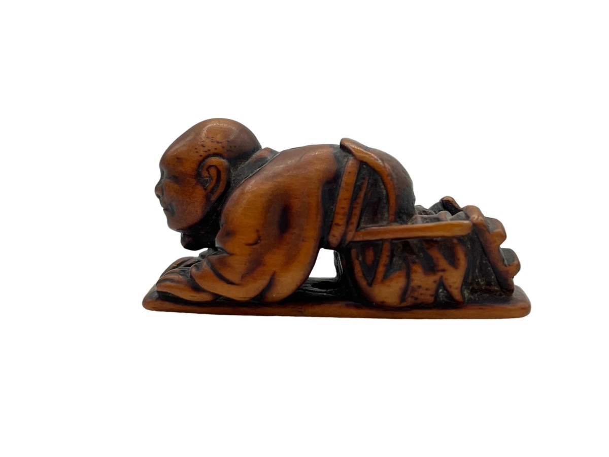 Netsuke Rakan