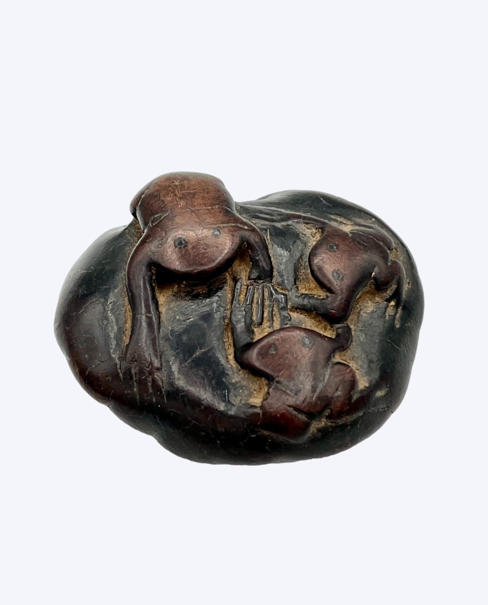 Netsuke en bois trois grenouilles-photo-2