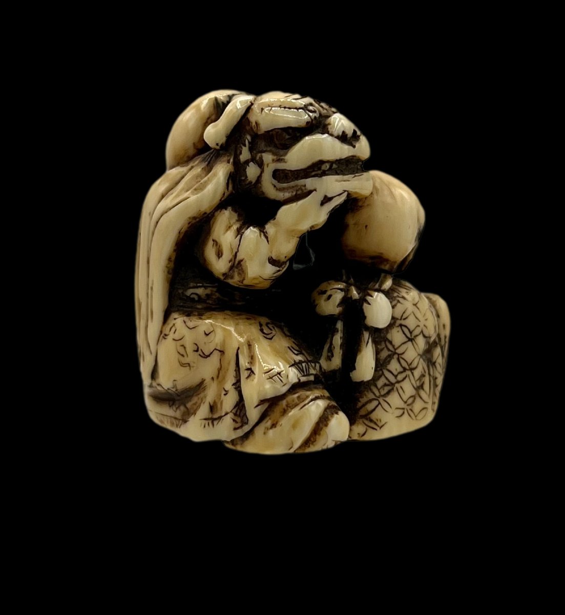 Meiji-period Netsuke-photo-3