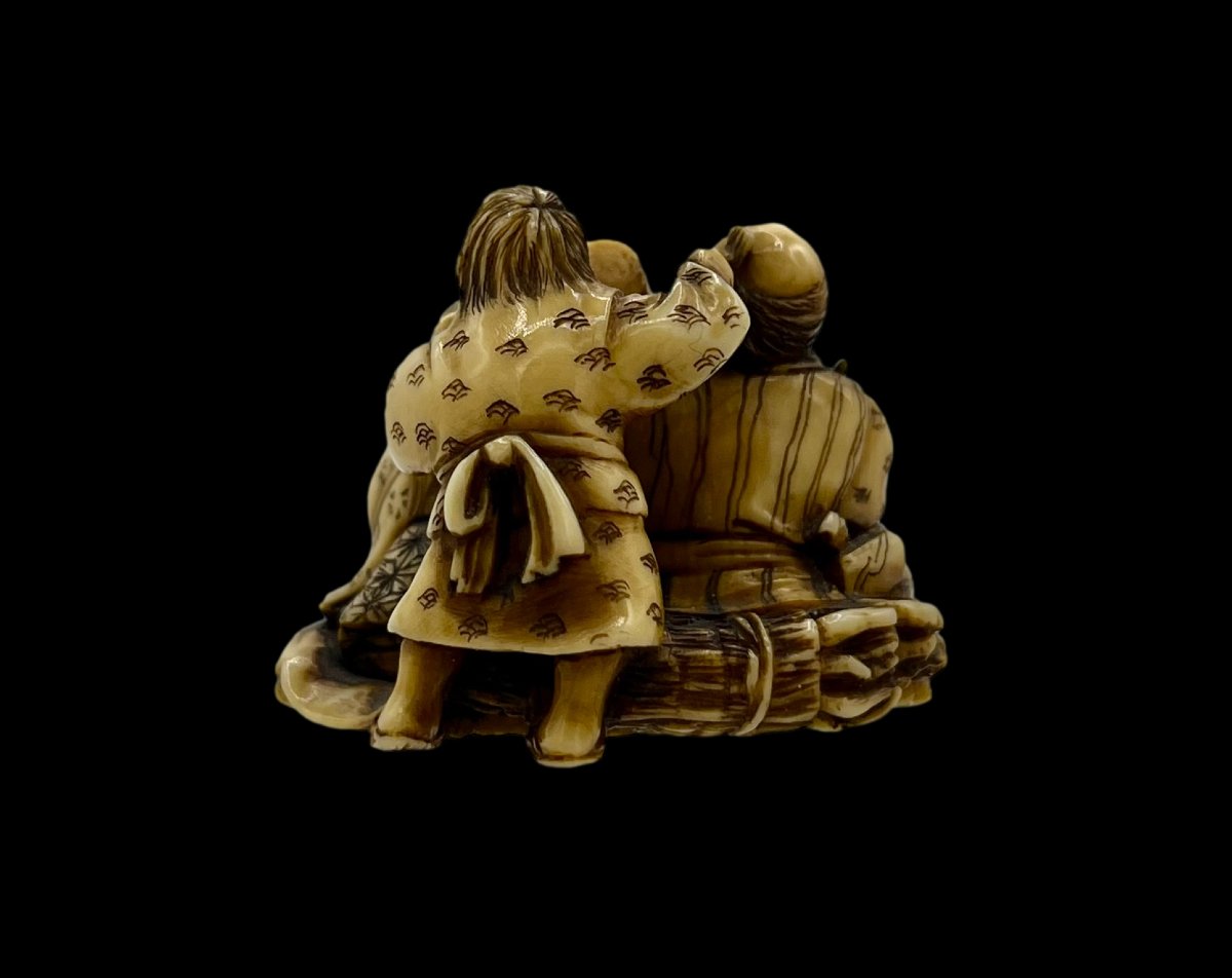 Meiji-period Netsuke-photo-3