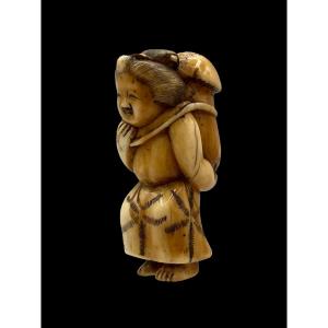 Netsuke paysanne - époque Meiji 