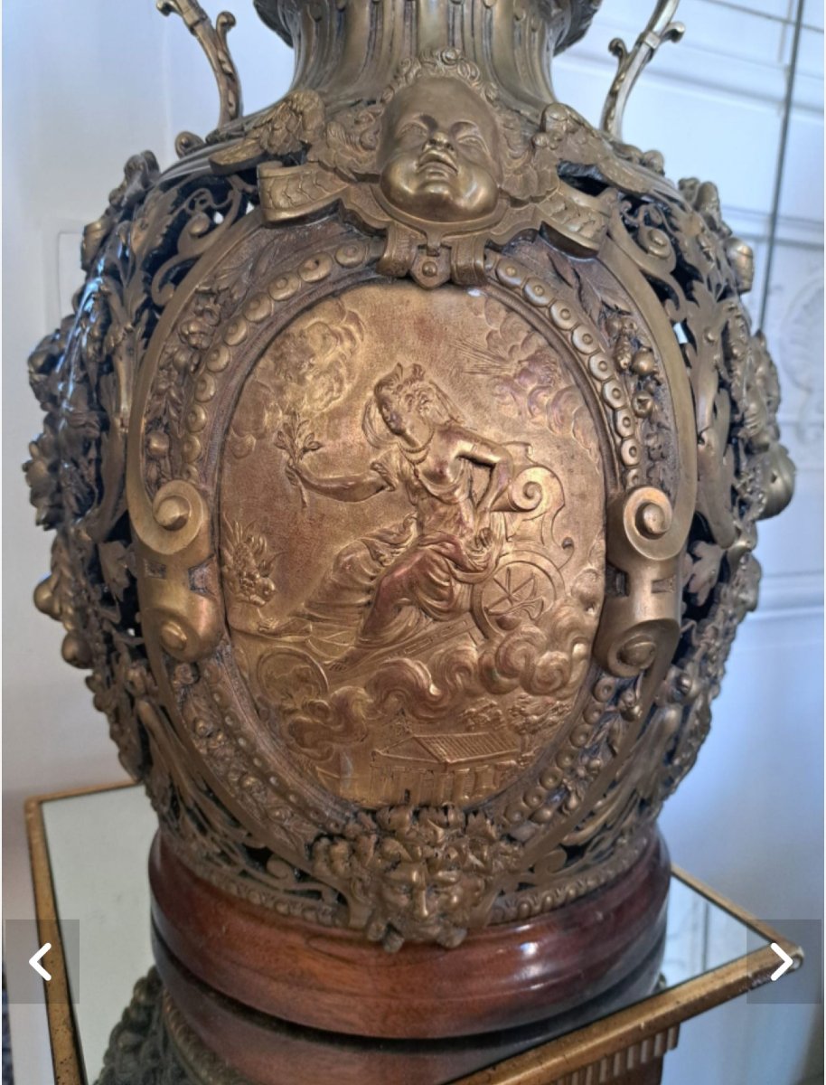 Important Pair Of Candelabers In Patinated Bronze, With Openwork Design -photo-1