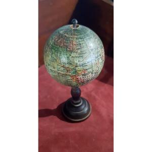 Globe terrestre miniature de voyage 