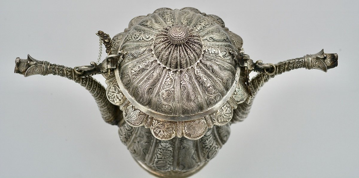 India XIXth Century. Silver Jug / Teapot With Two Pouring Spouts-photo-2