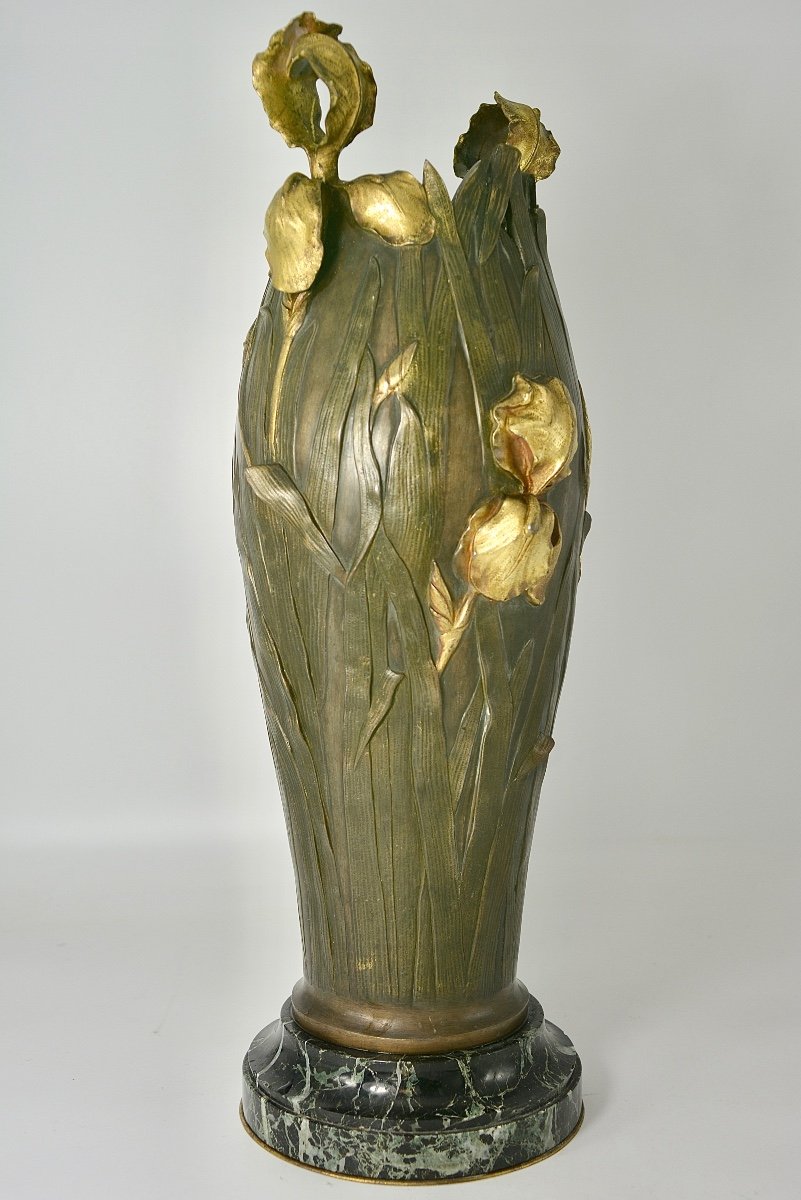 Art Nouveau. Vase En Bronze Signé " Abel " France Début Du XXe Siècle -photo-2