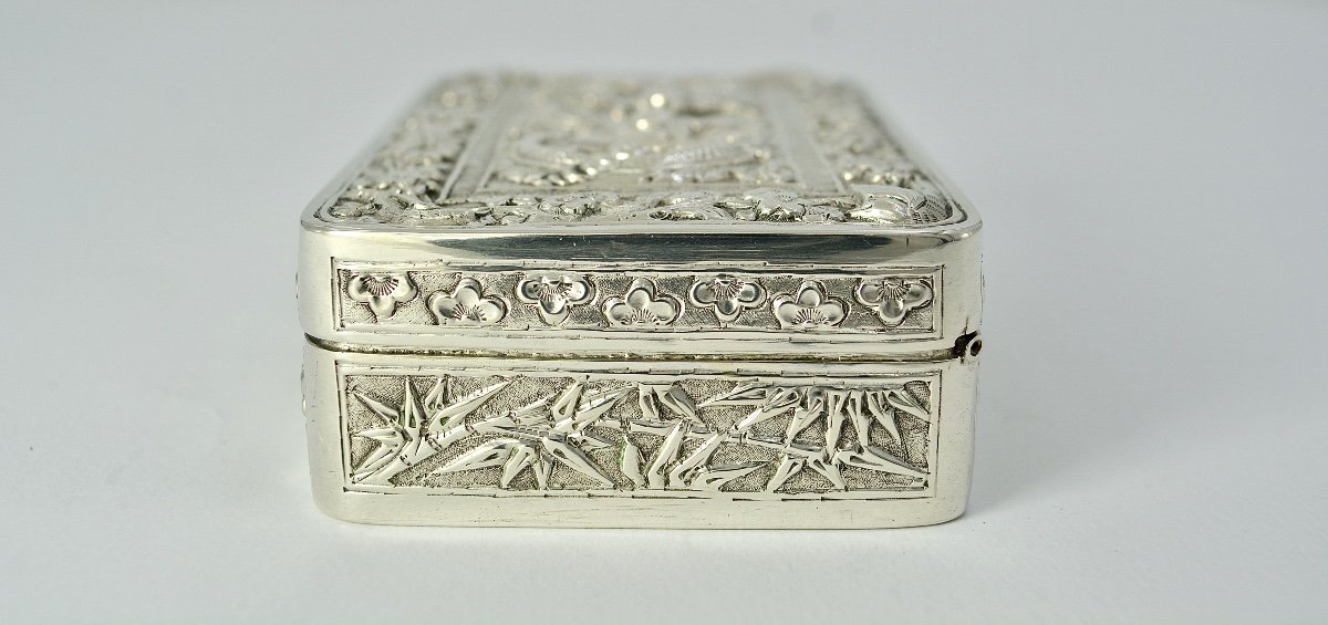 China. Box In Repoussé Silver, Circa 1900-photo-4