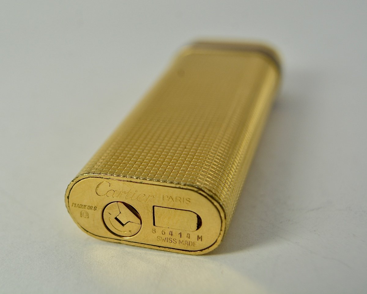Cartier, Briquet En Metal Doré, Suisse XXe Siecle -photo-2