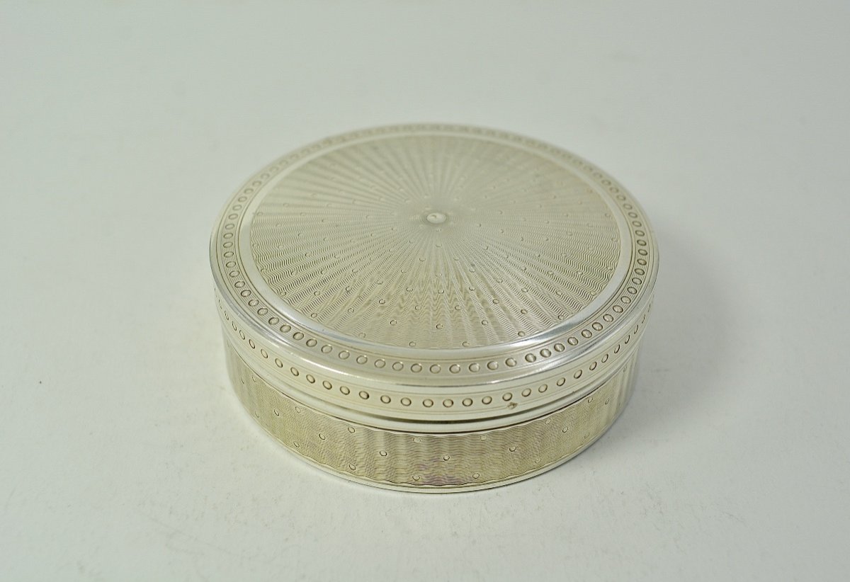 Boite En Argent Guilloché. France Circa 1900-photo-4