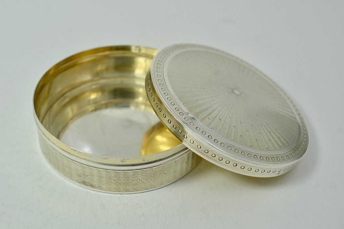 Boite En Argent Guilloché. France Circa 1900