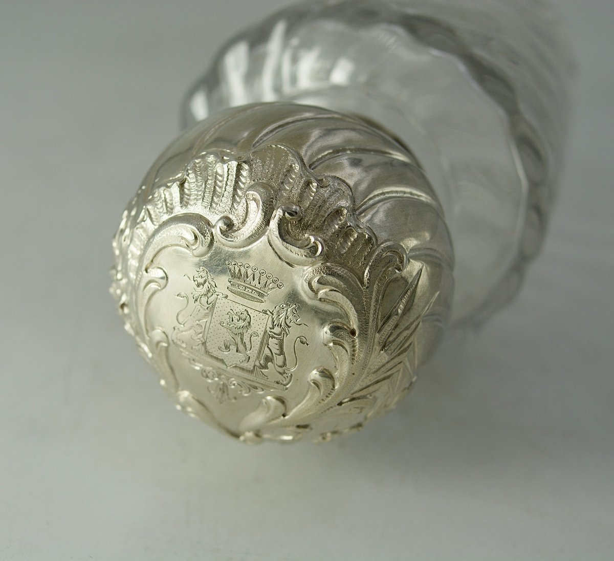 Crystal And Silver Toilet Bottle, France Circa 1840-photo-1