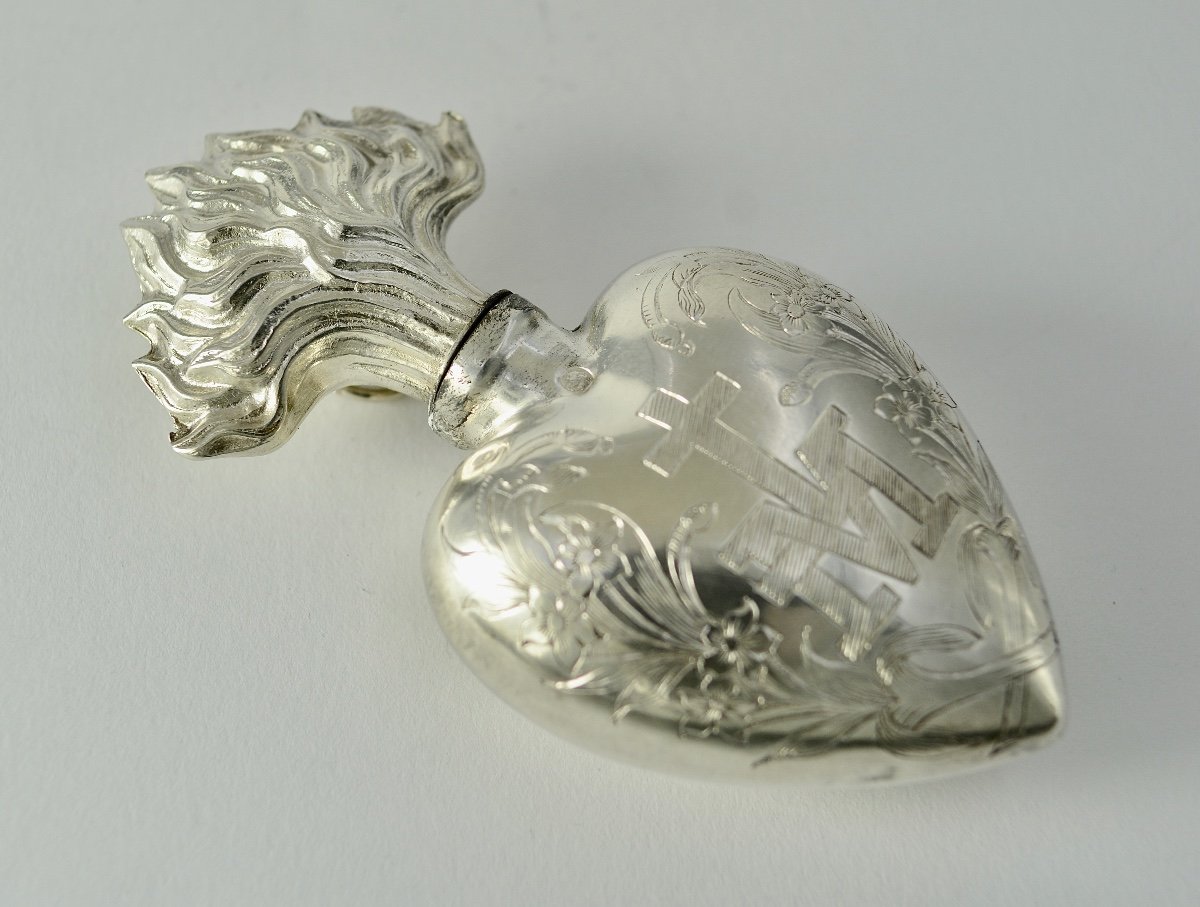 Ex-voto, "heart Of Mary" 19th Century Silver Bottle 