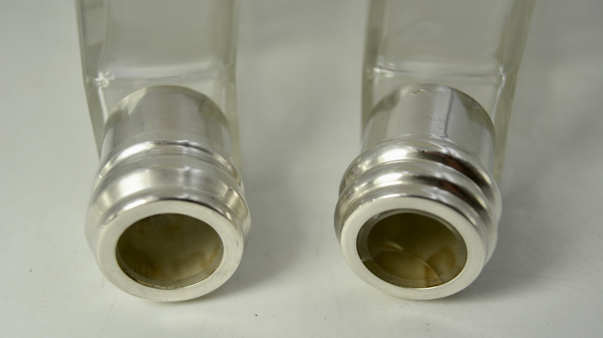 Art Deco. Pair Of French Decanters Circa 1920-photo-1