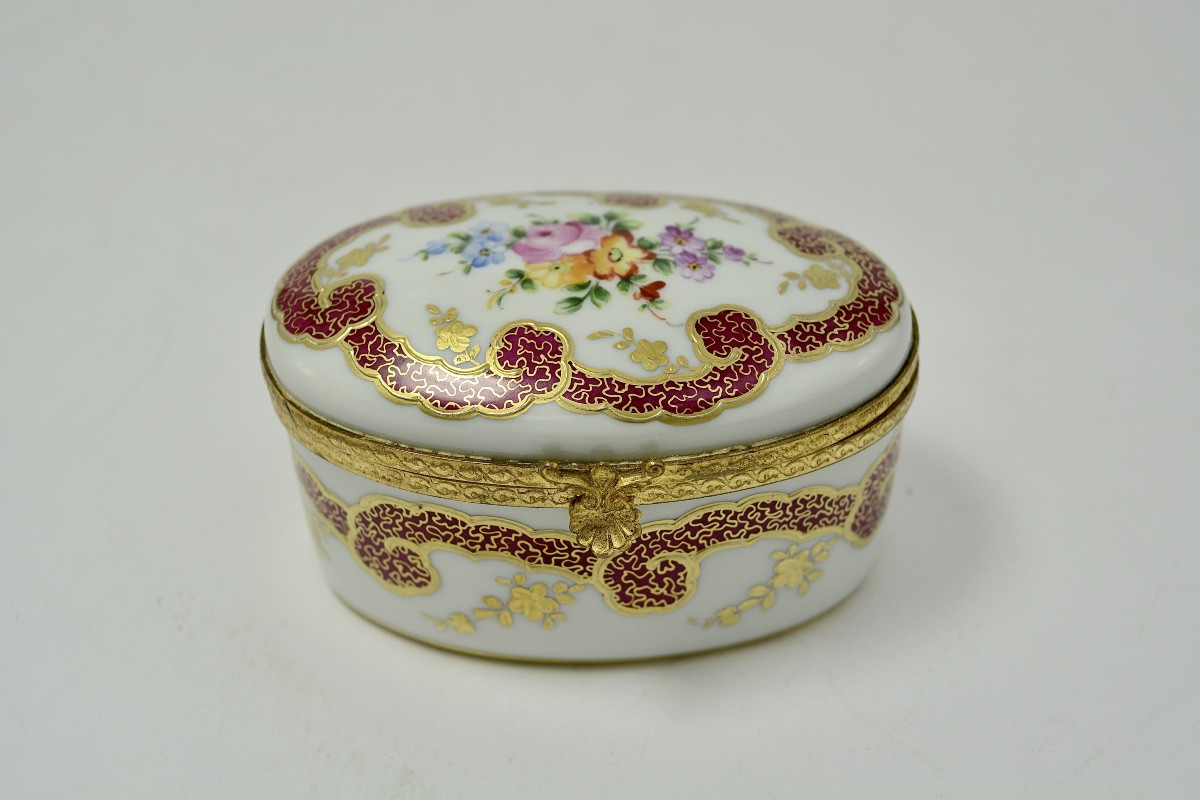 Le Tallec. Porcelain Box. Circa 1967-photo-2