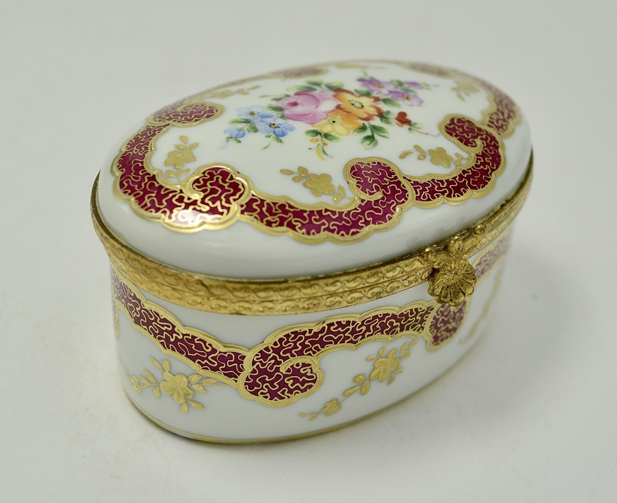Le Tallec. Porcelain Box. Circa 1967-photo-4