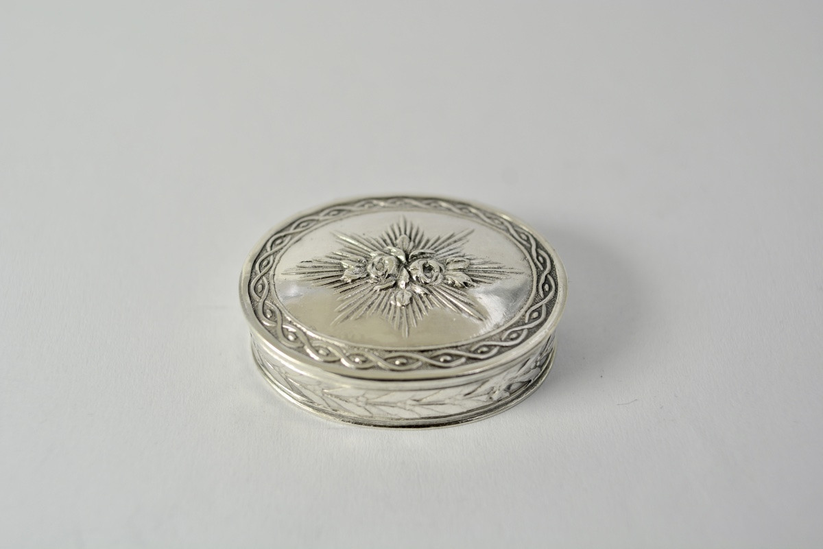 Silver Pill Box, France, Circa 1900-photo-3