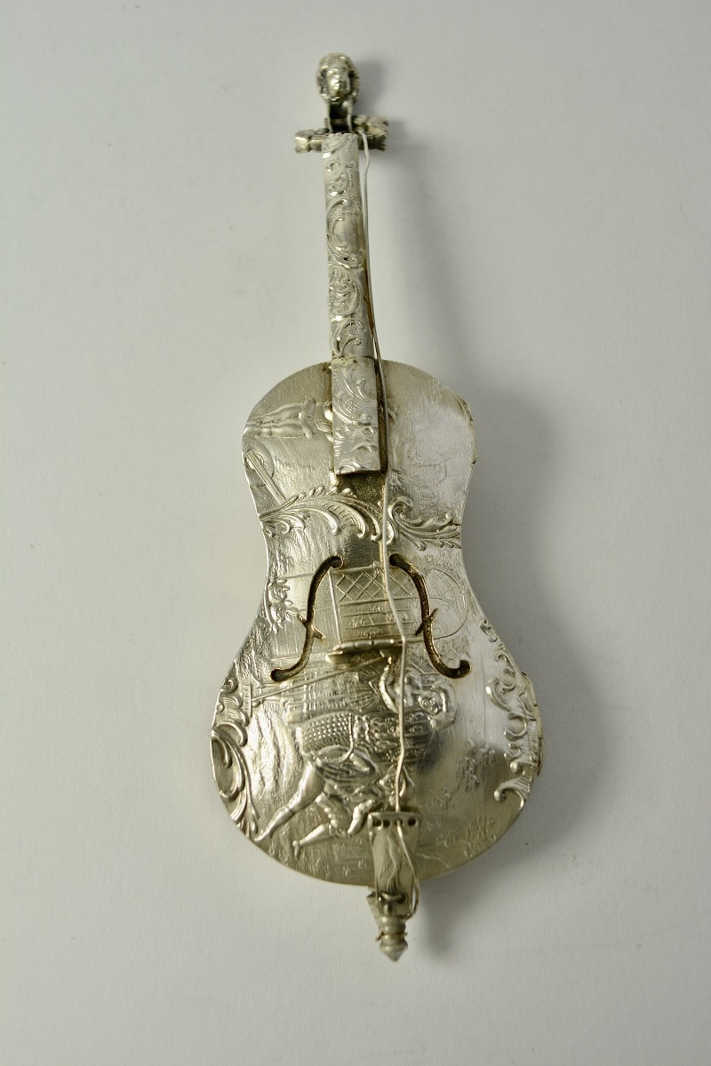 Silver Box / Snuff Box, Guitar Shape.-photo-2