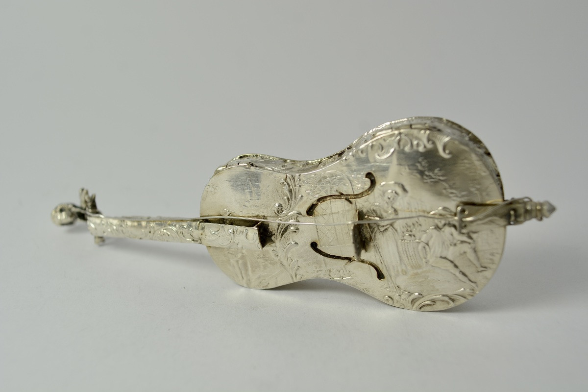 Silver Box / Snuff Box, Guitar Shape.-photo-4