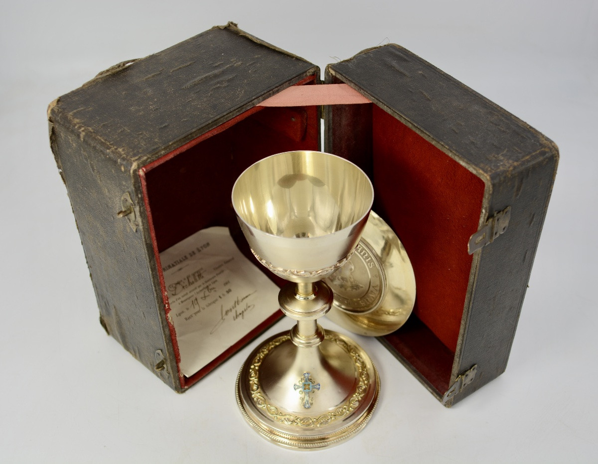 Chalice And Its Paten, Gilded Silver, France, 19th Century -photo-2
