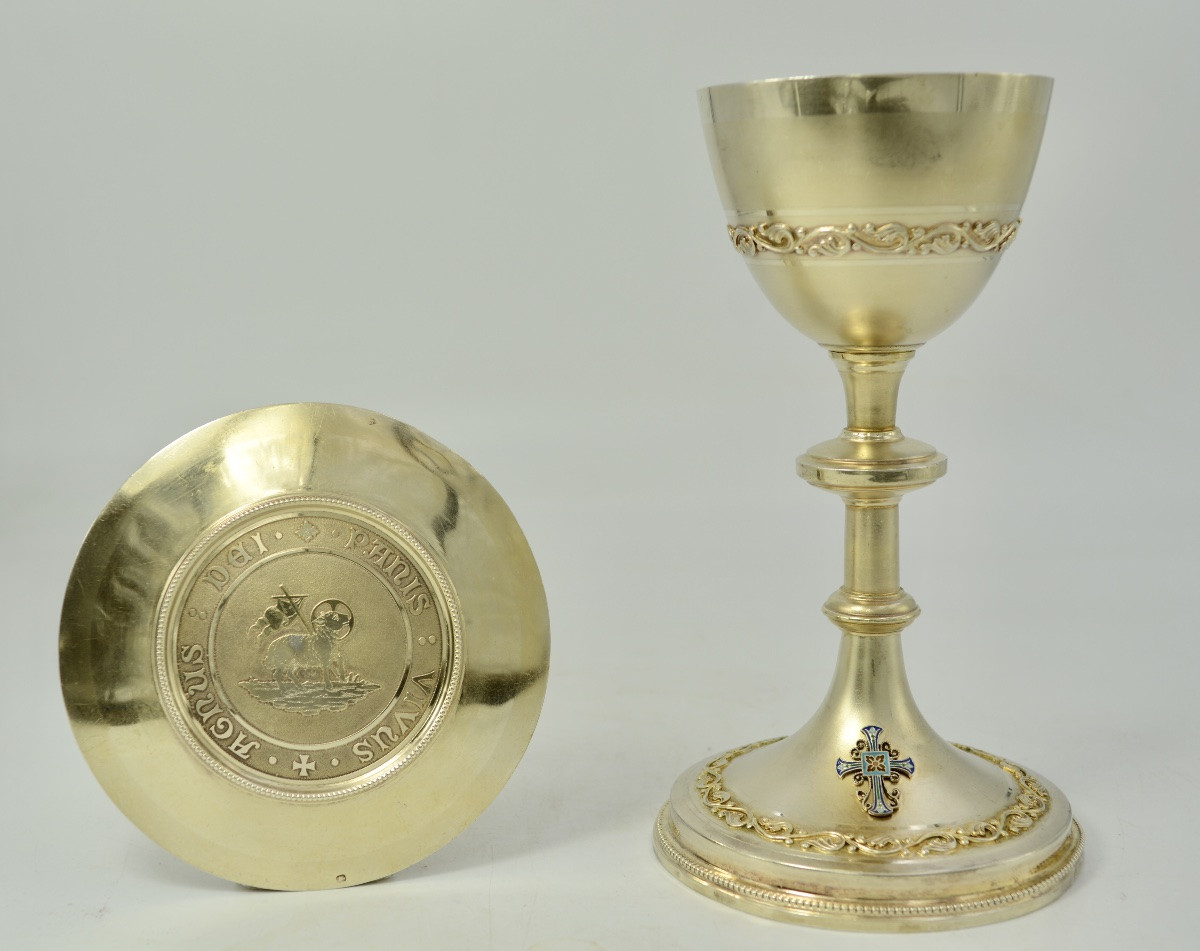 Chalice And Its Paten, Gilded Silver, France, 19th Century -photo-3