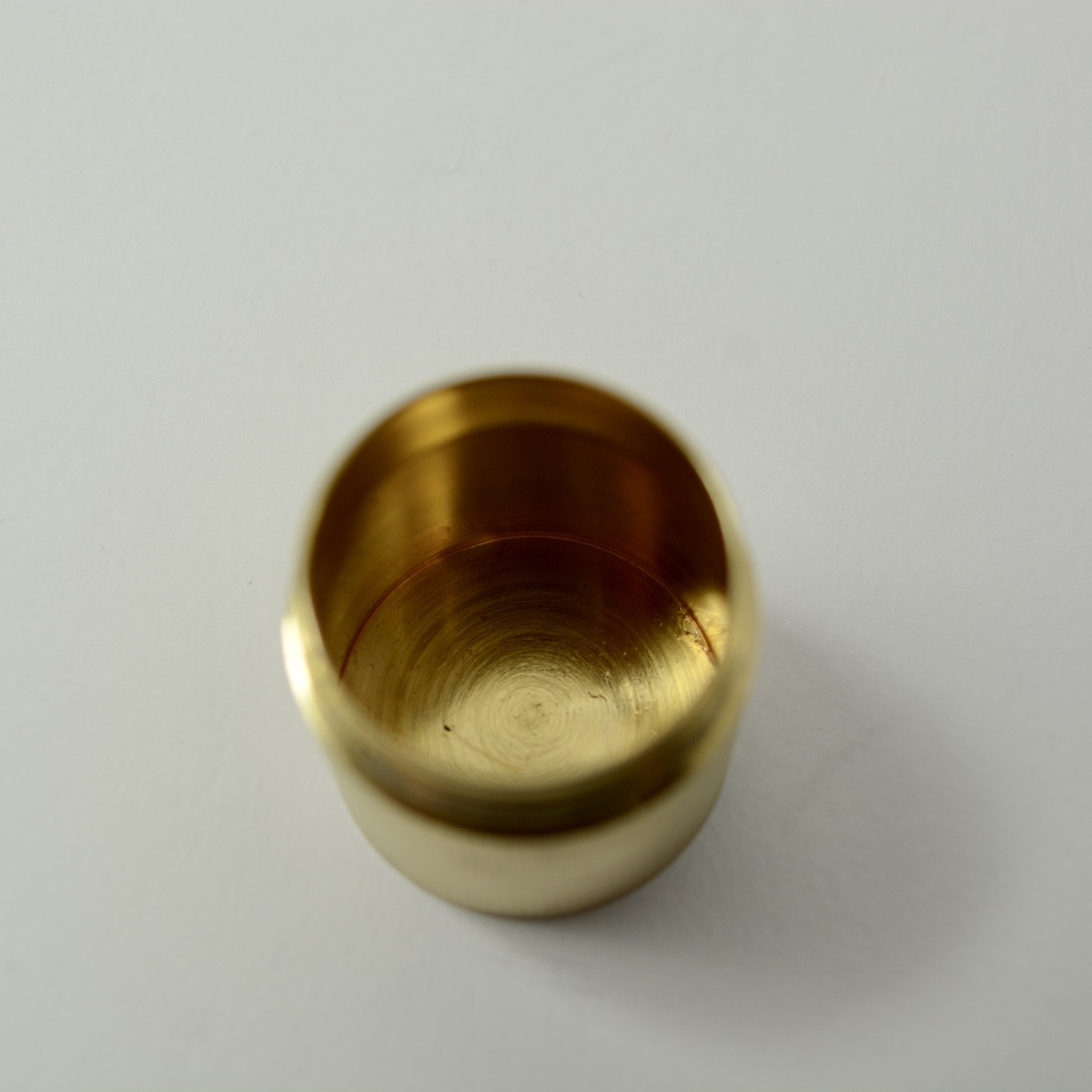 Boîte cylindrique en argent doré, France vers 1900, par G Keller orfèvre-photo-3