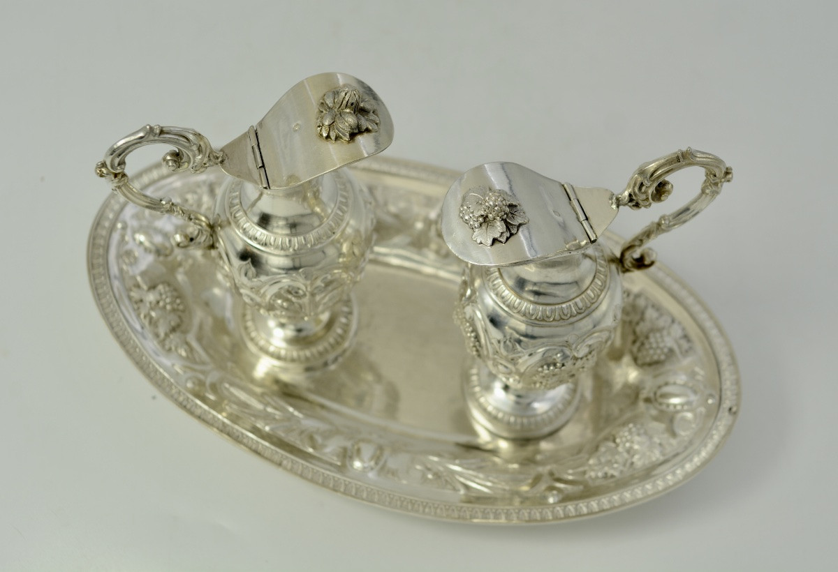 Paire de burettes en argent, France XIXeme siecle -photo-1