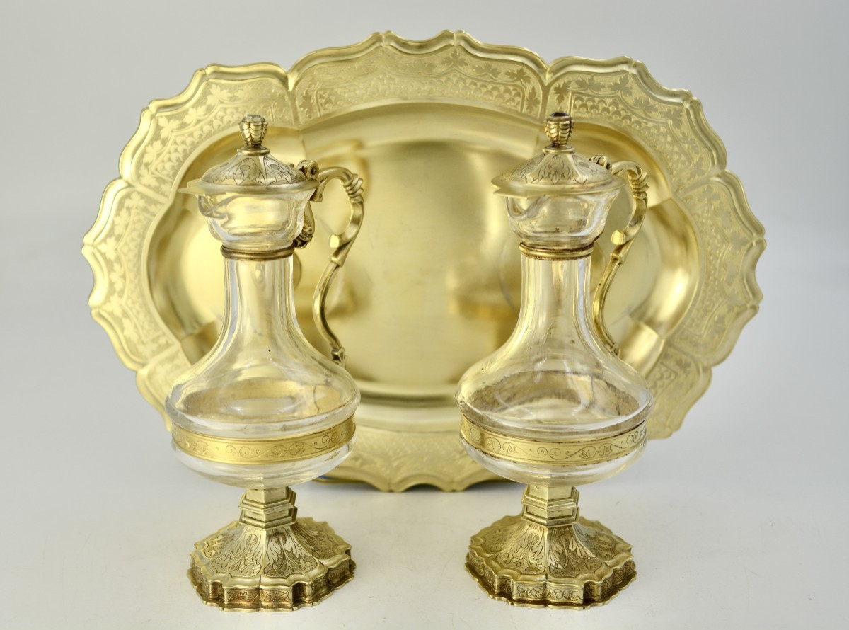 Burettes d'eglise et leur plateau, argent et verre, France par Poussielgue Rousand orfevre 