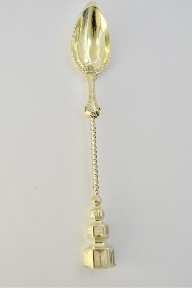 Cuillere à medicament France XIX eme siecle . 