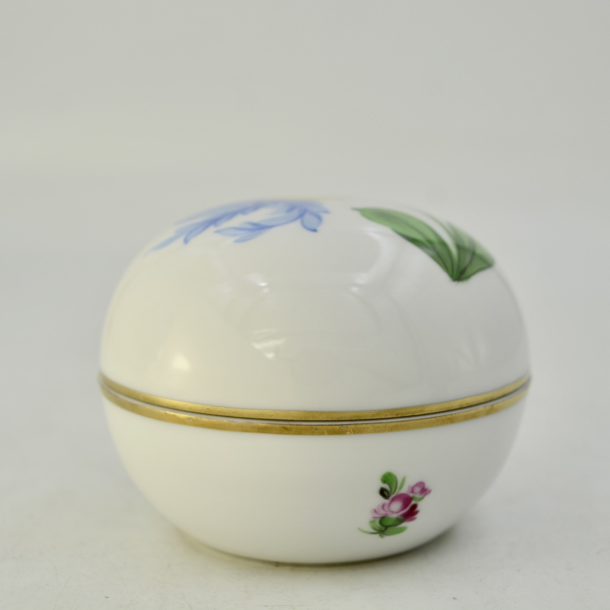 Herend, Hungary, Porcelain Box 20th Century-photo-3