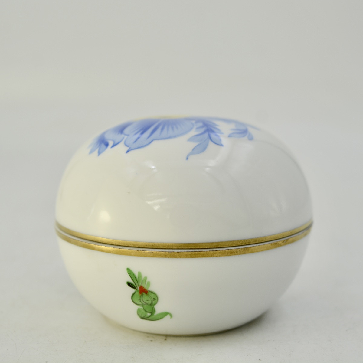 Herend, Hungary, Porcelain Box 20th Century-photo-4