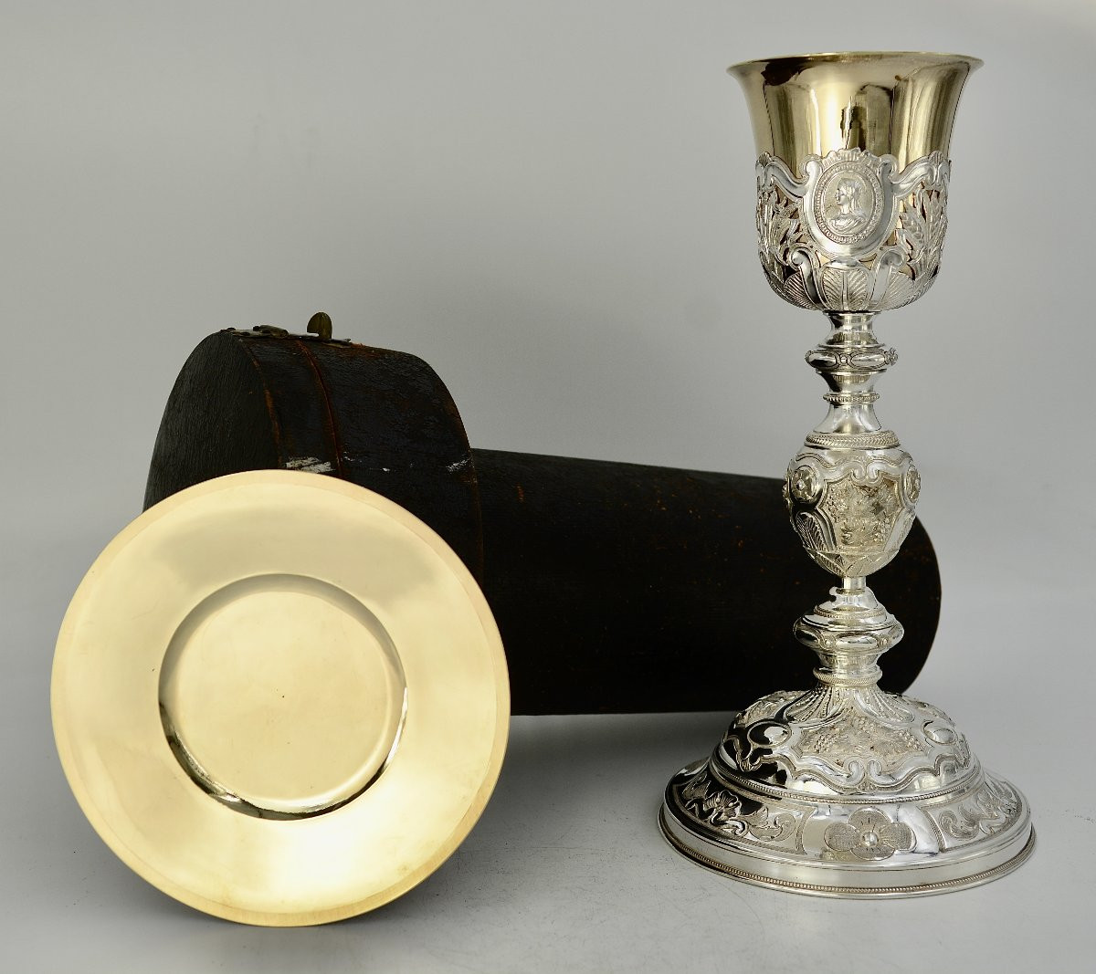 Calice Et Sa Patene, Ftrance XIX Eme Siecle. Puche Orfevre .-photo-1