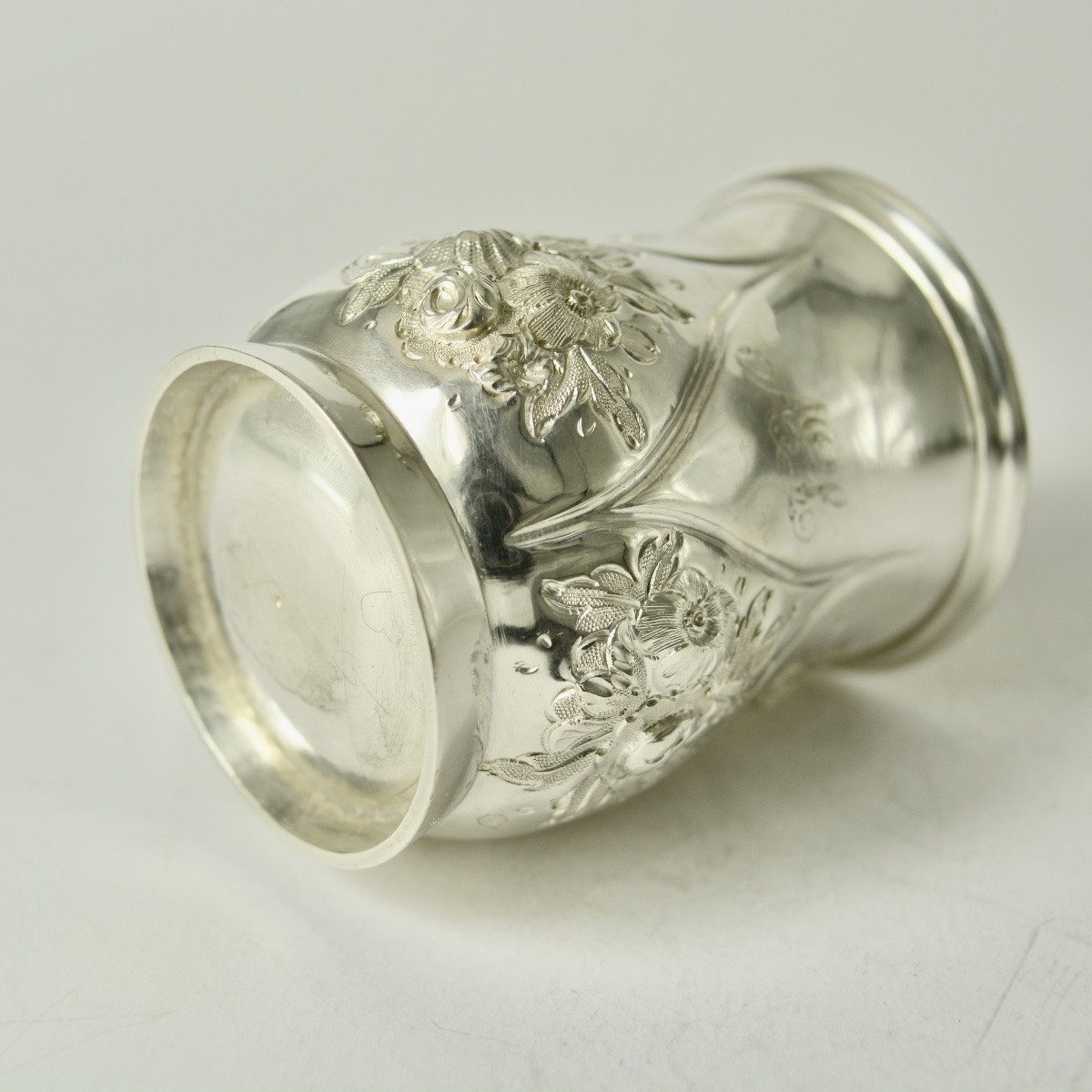 Tasse en argent Royaume-Uni, Londres, vers 1842-photo-3