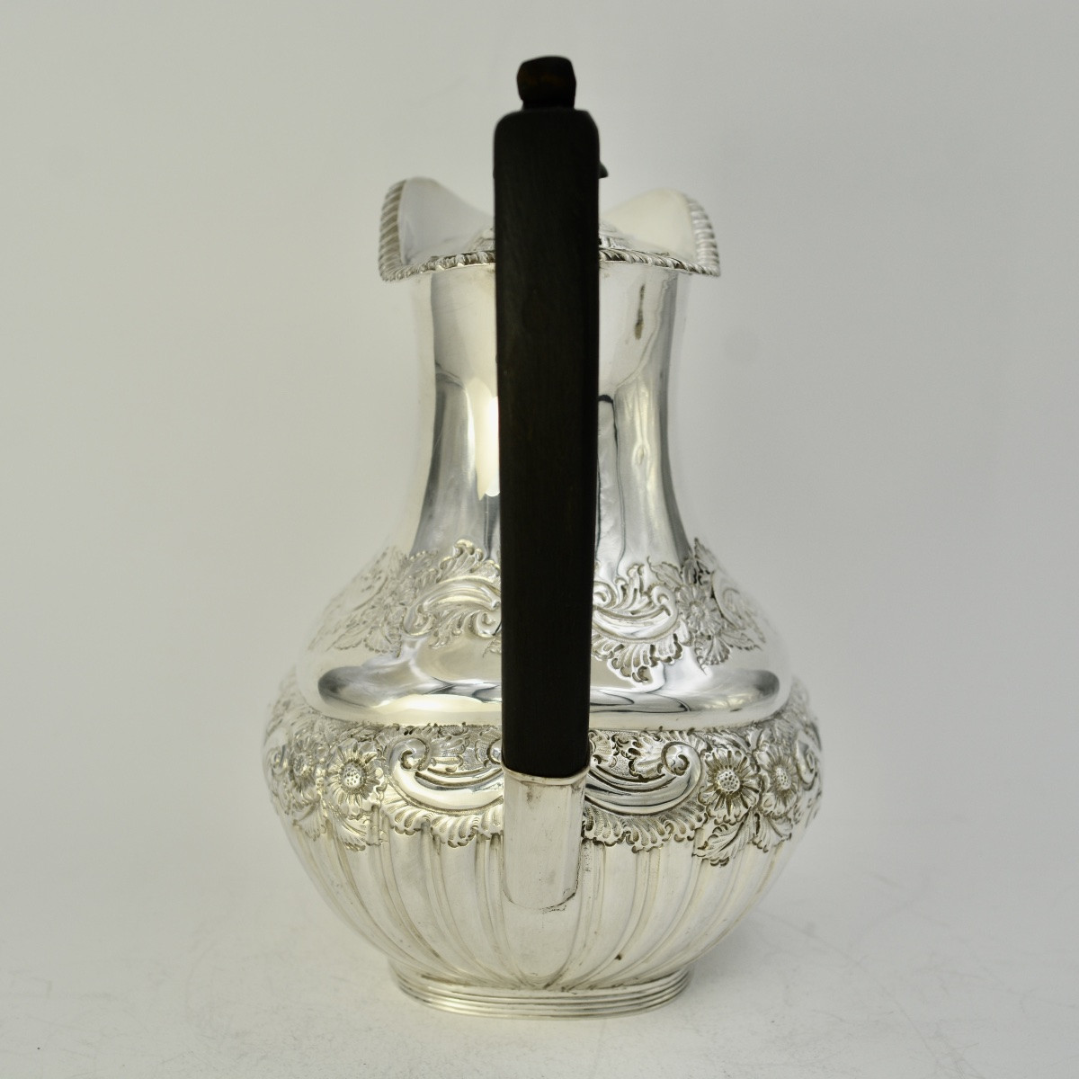 English Silver Teapot, Sheffield Circa 1898-photo-2