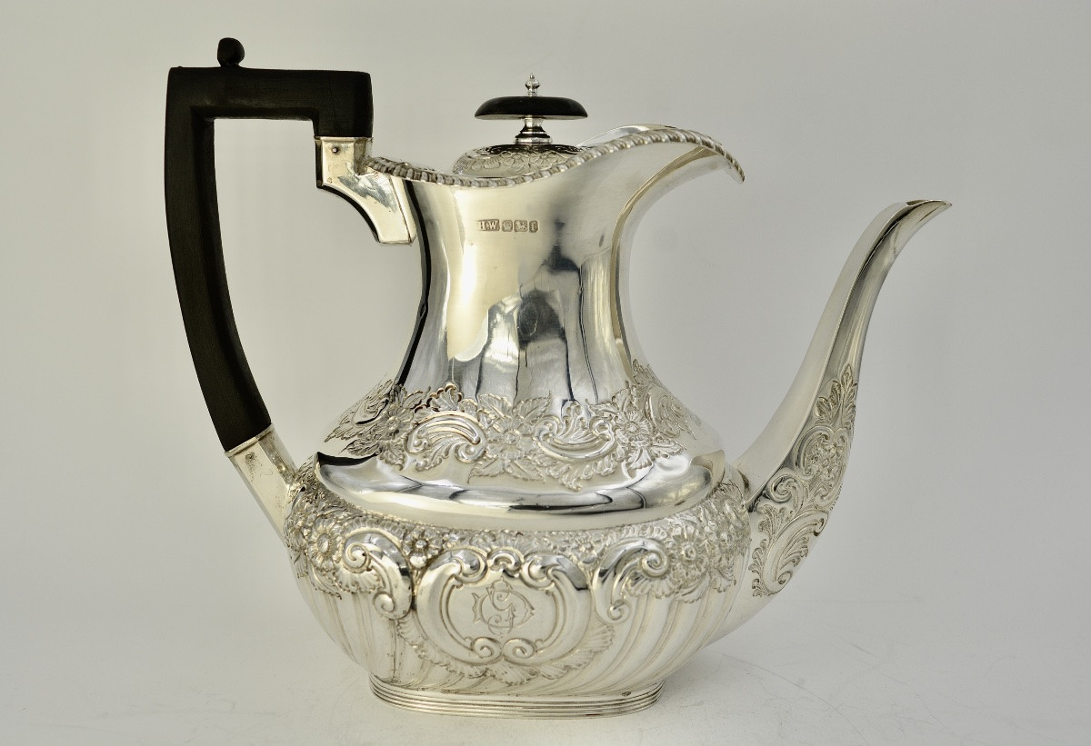 English Silver Teapot, Sheffield Circa 1898-photo-2