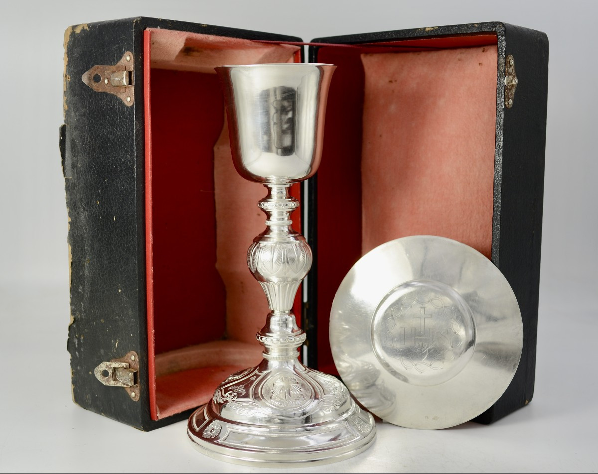 Chalice, Patene Coffre, France Circa 1850