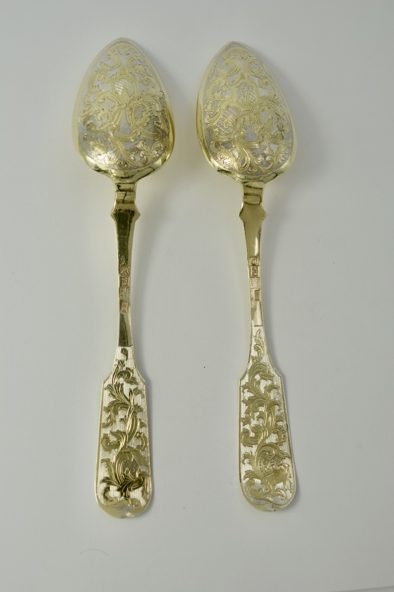Russie vers 1849. Paire  de cuillères en argent doré. -photo-2