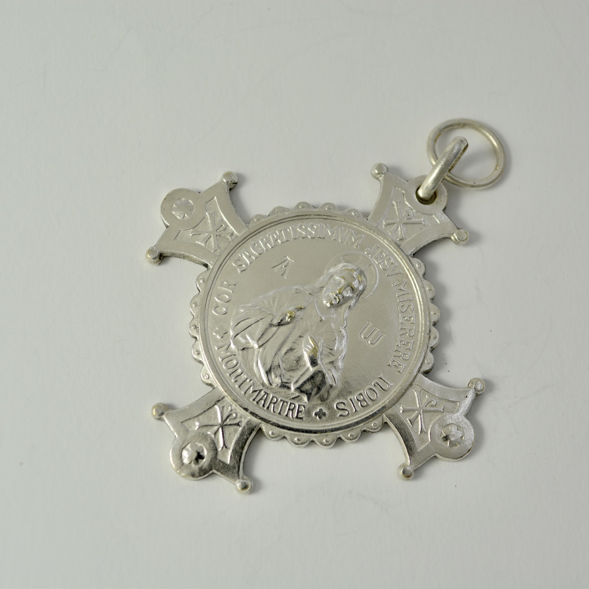 Grande médaille religieuse en metal argenté. France debut du XX eme siecle -photo-4
