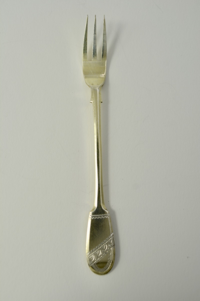 Russie vers 1900. Fourchette à sardines en argent-photo-2