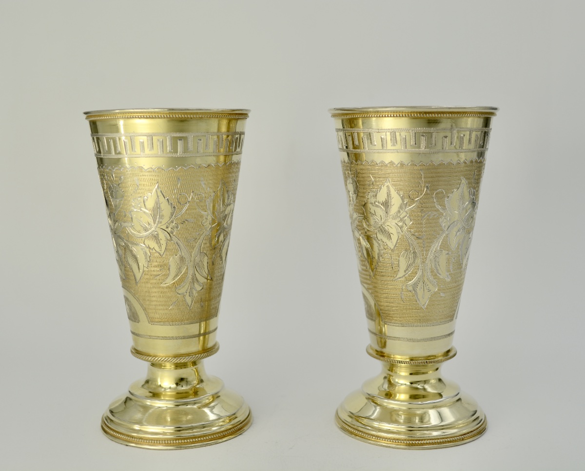 Russia, Circa 1900. Pair Of Gilt Silver Cups. -photo-3