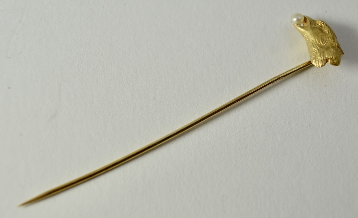 Gold Brooch, France, Late 19th Century. -photo-1