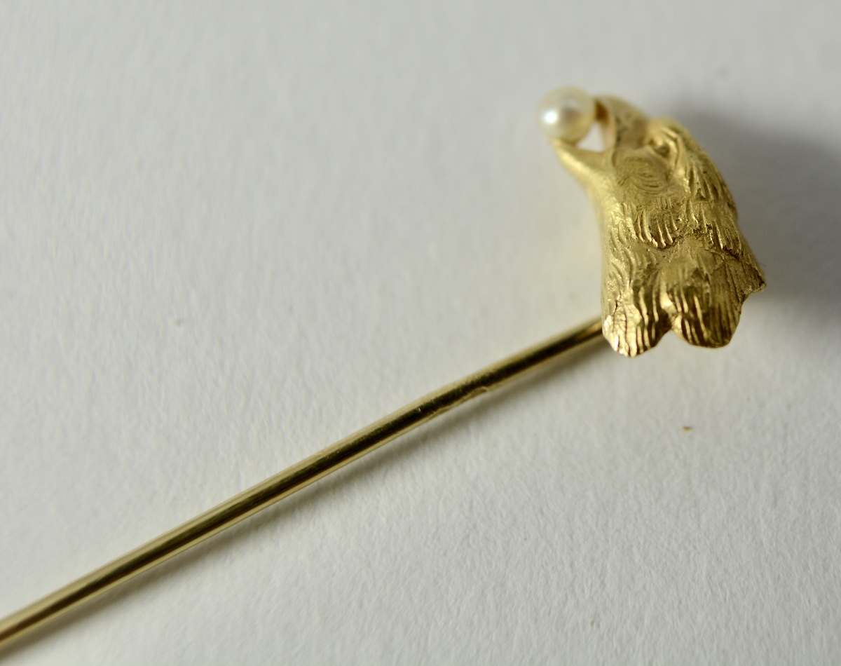 Gold Brooch, France, Late 19th Century. -photo-2
