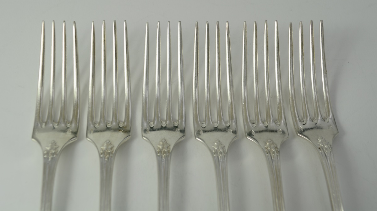 Six Silver Place Settings, France, 19th Century -photo-3