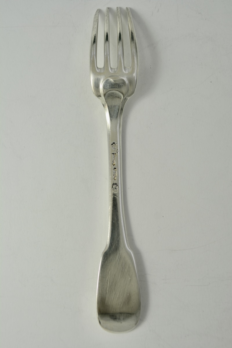 Fourchette en argent XVIII eme siecle Paris. 