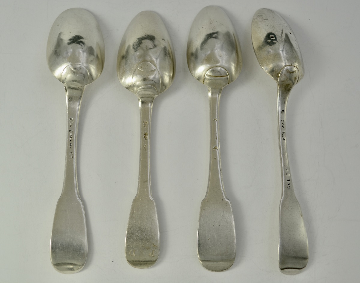 Cuillères en argent France XVIII siecle , quatre pieces. -photo-2